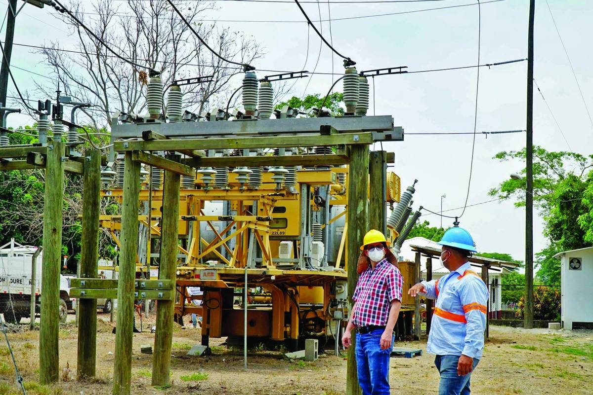 Al menos 147 mil pobladores de la Rivera están sin energía