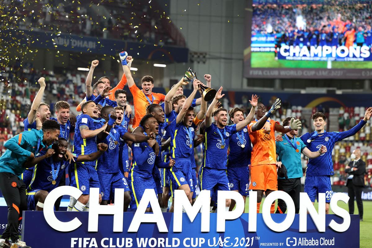 Los jugadores del Chelsea celebrando el título de campeón del Mundial de Clubes.