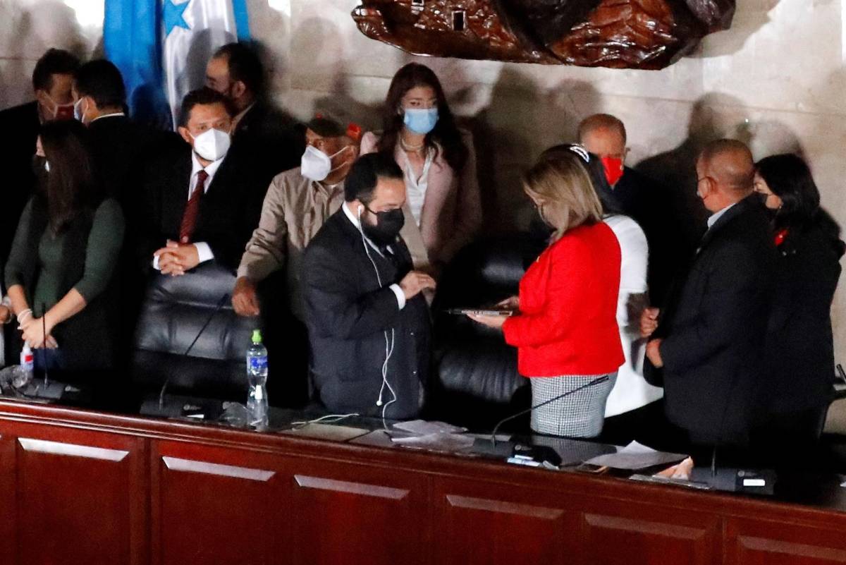 Elección de dos presidentes en Congreso de Honduras desata crisis previo a asunción de Xiomara Castro