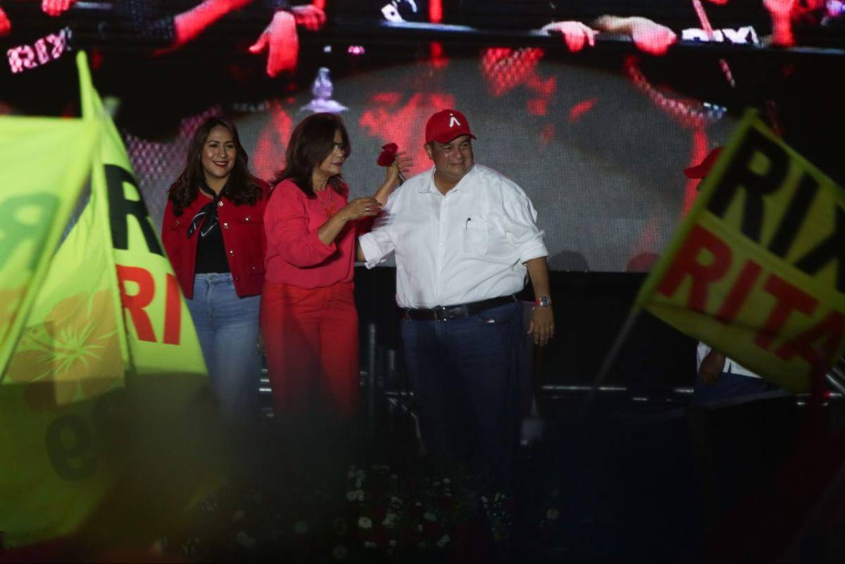 Rixi Moncada afirma fallas en el simulacro del Trep