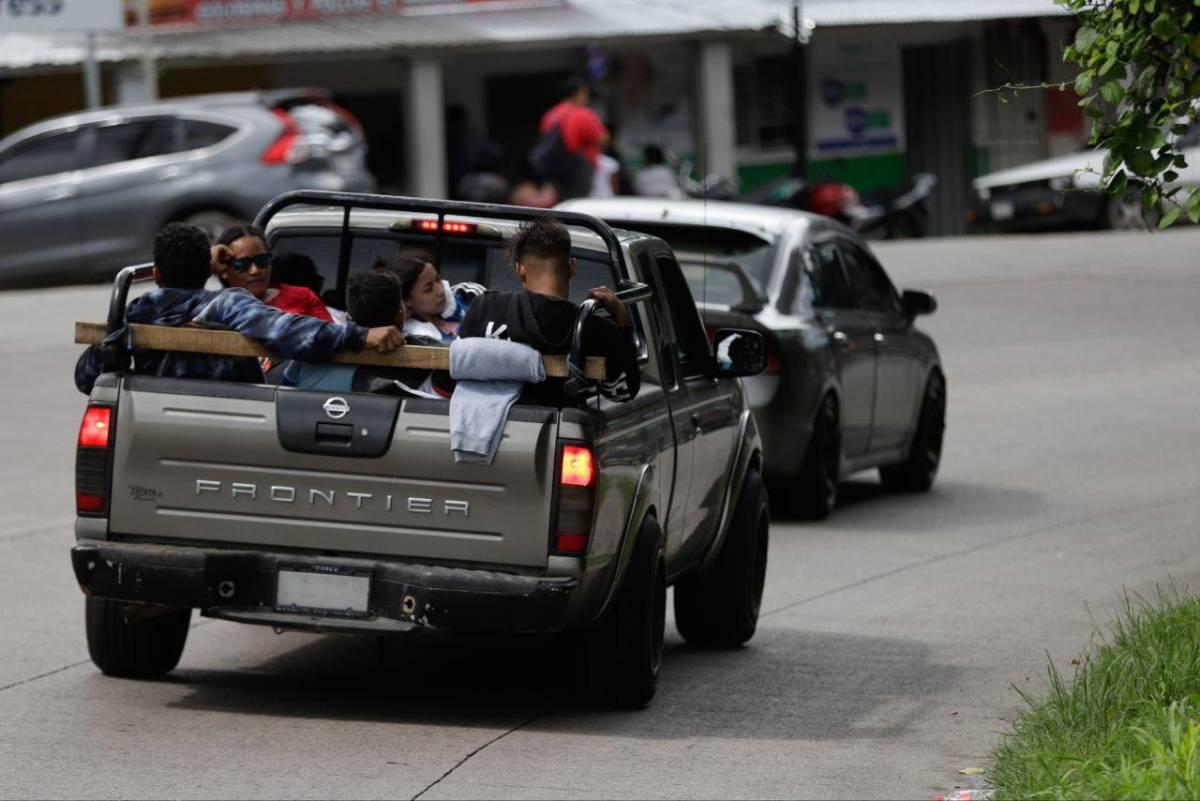 Hondureños regresan del feriado Morazánico con saldo de 633 emergencias atendidas