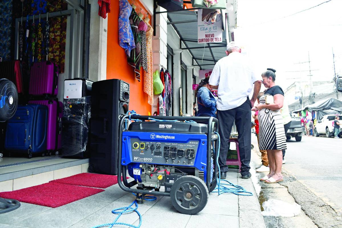 <b>Negocios subsisten, pero la crisis empeora la mala racha económica. </b>