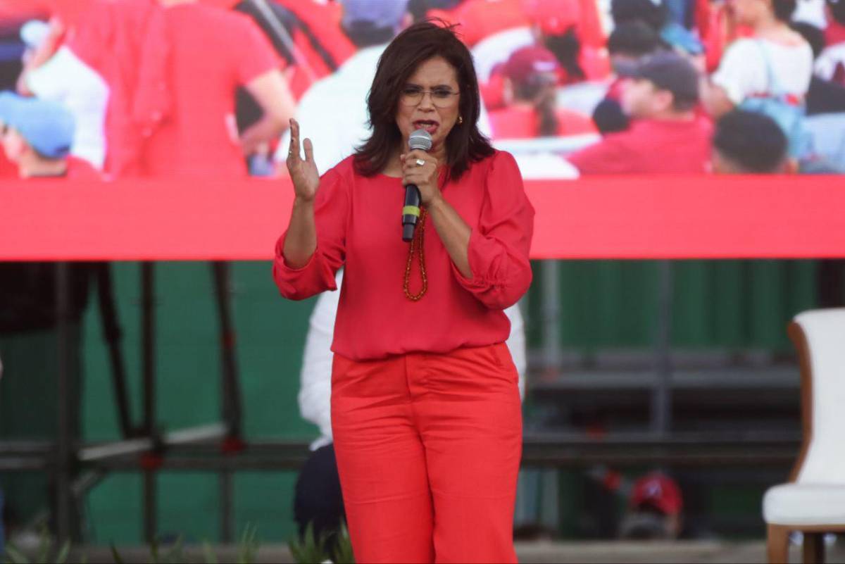 Rixi Moncada afirma fallas en el simulacro del Trep