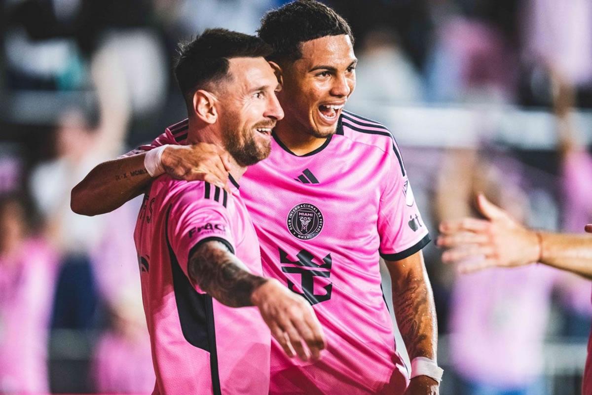 David Ruiz se entiende bien con Messi dentro del campo.