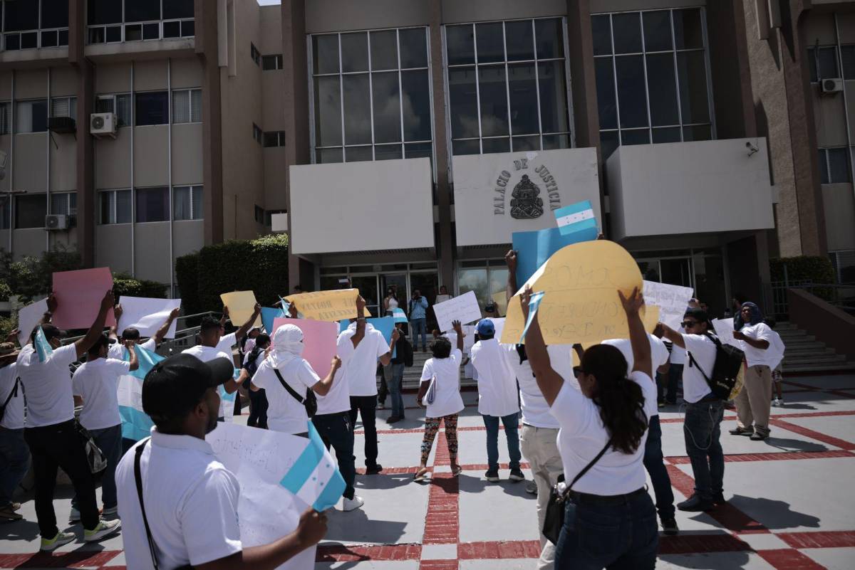 Trabajadores de Próspera Zede piden a la CSJ respetar sus empleos