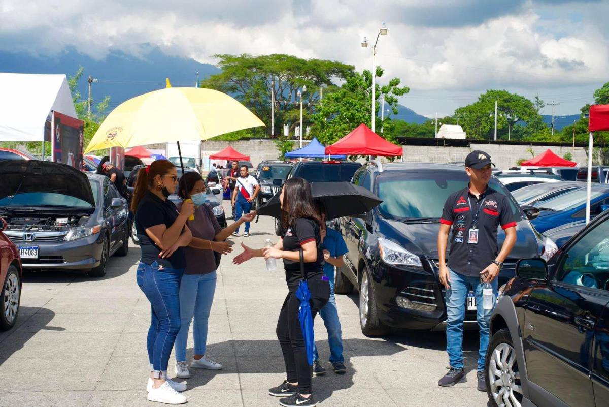 Adquiera su propio vehículo respaldado con los expertos en el Creditón.