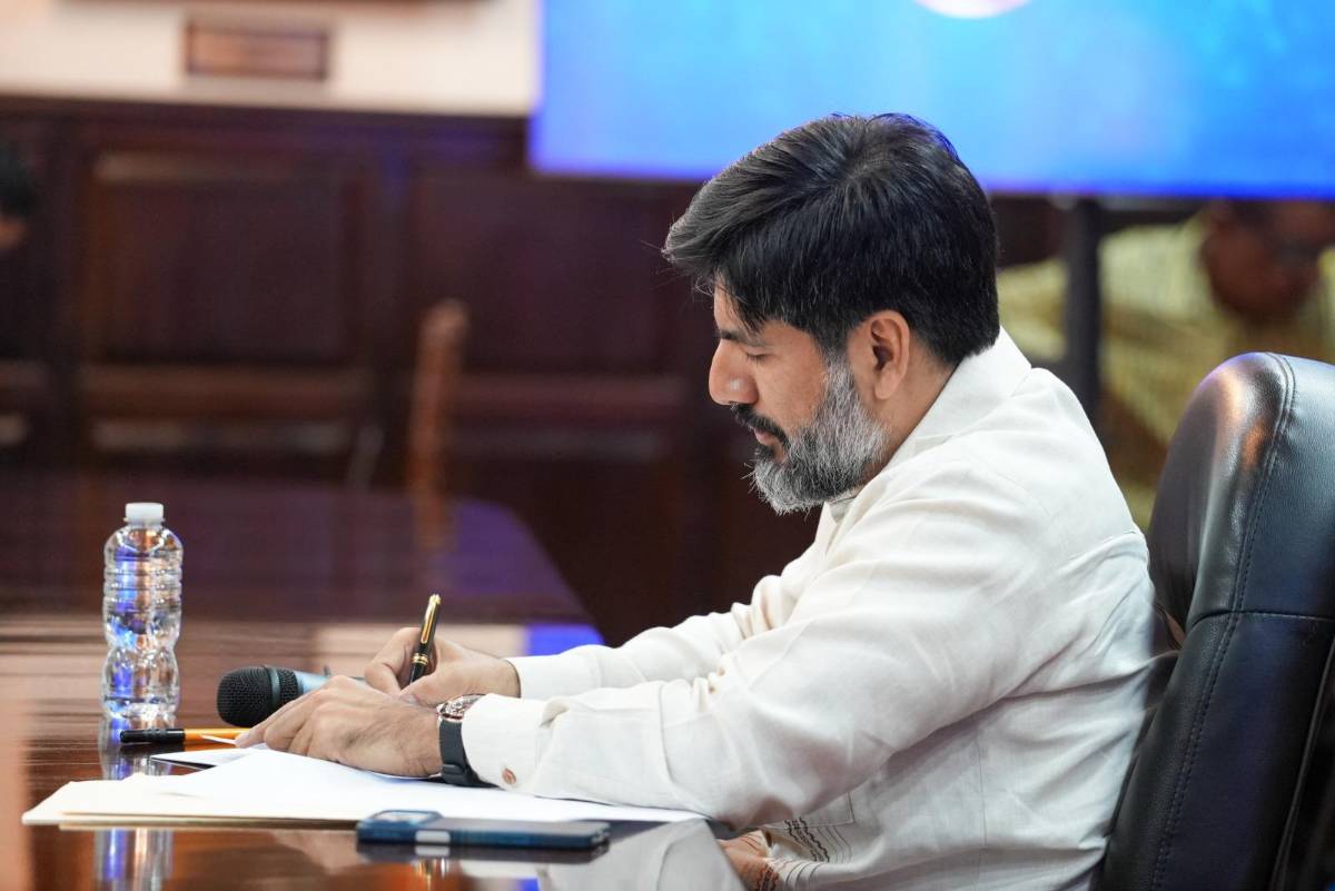 En imágenes: la comparecencia de Johel Zelaya ante comisión especial de juicio político