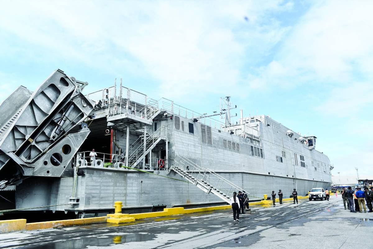 Barco-hospital de EUA culmina séptima misión en Honduras