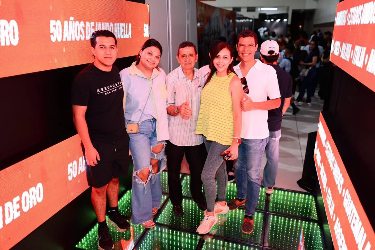 Corredores reclaman sus kits para la Maratón de La Prensa