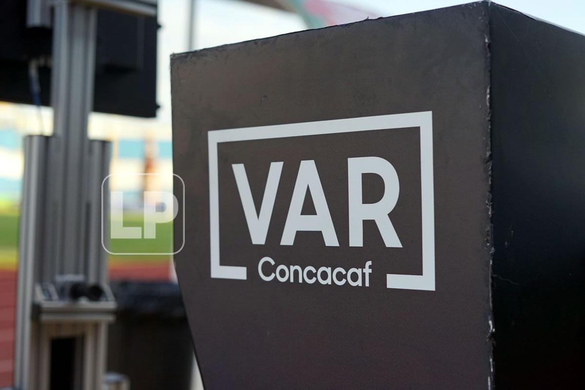 La tecnología del videoarbitraje se usa por primera vez en Honduras.