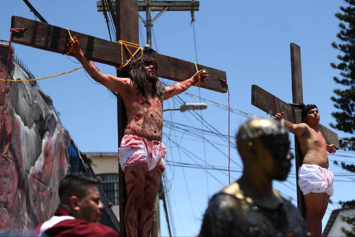 Viernes Santo en Comayagüela: drama y devoción marcan el Viacrucis