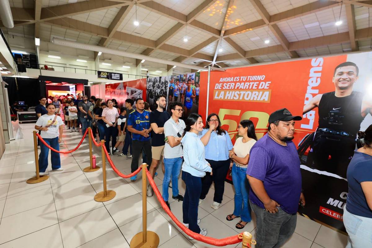 Largas filas, fervor y sorpresas en entrega de kits para Maratón La Prensa