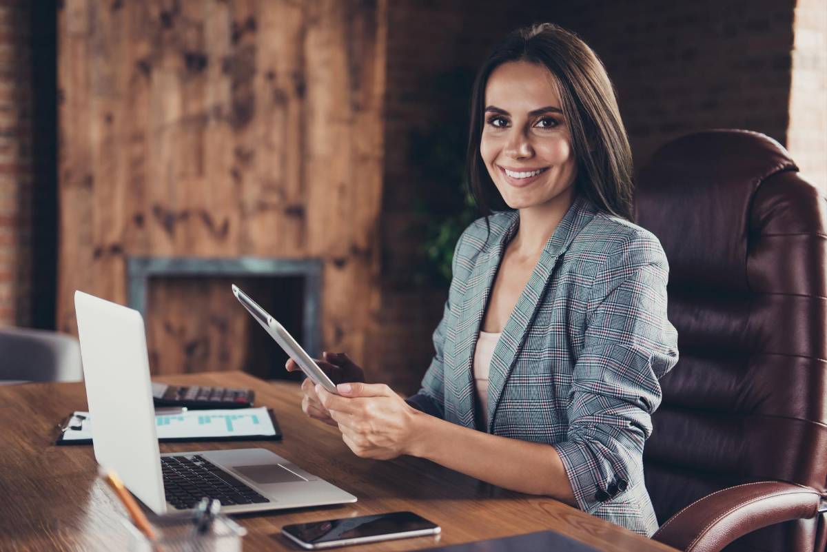 10 tips para ser elegante en el trabajo