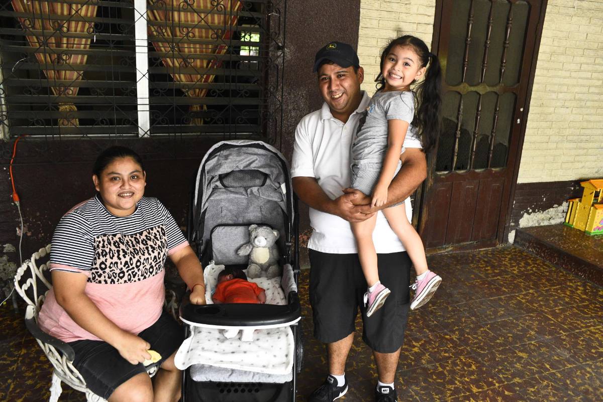 “Nunca perdimos la fe”: Nace bebé de pareja que se casó en el Catarino Rivas