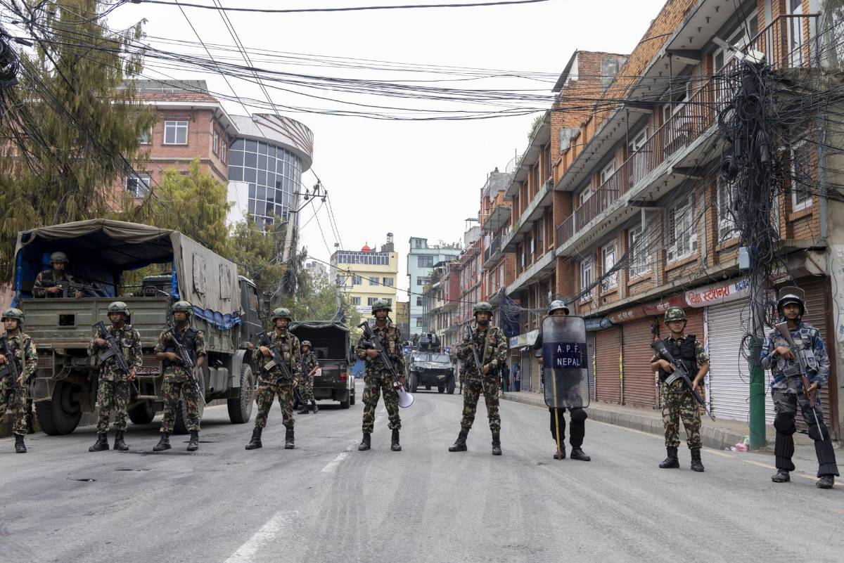 Manifestantes de la Generación Z incendian el Parlamento, el Supremo y un Hilton en Nepal