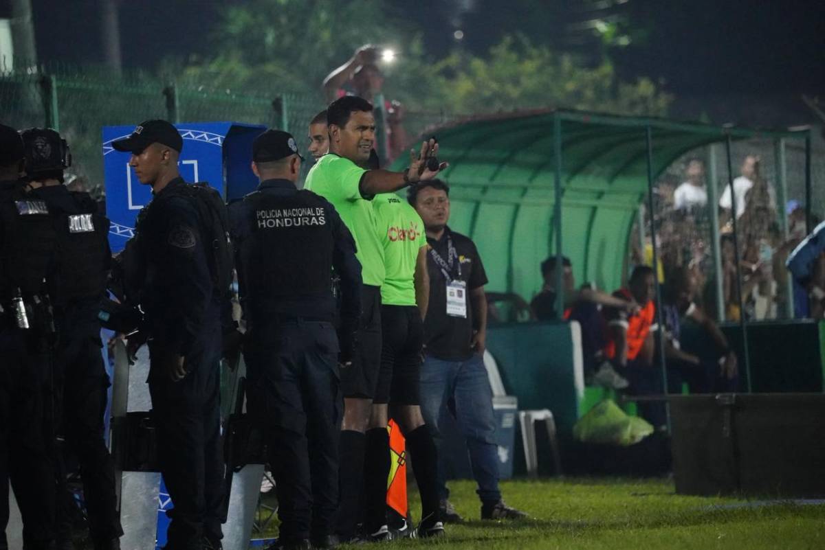 Olimpia da golpe al Choloma, 'intruso' se mete en pleno partido y Tiktoker cautiva