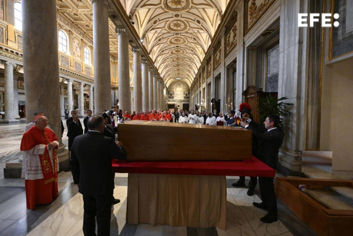 Las primeras imágenes de la tumba de Francisco en la basílica Santa María la Mayor