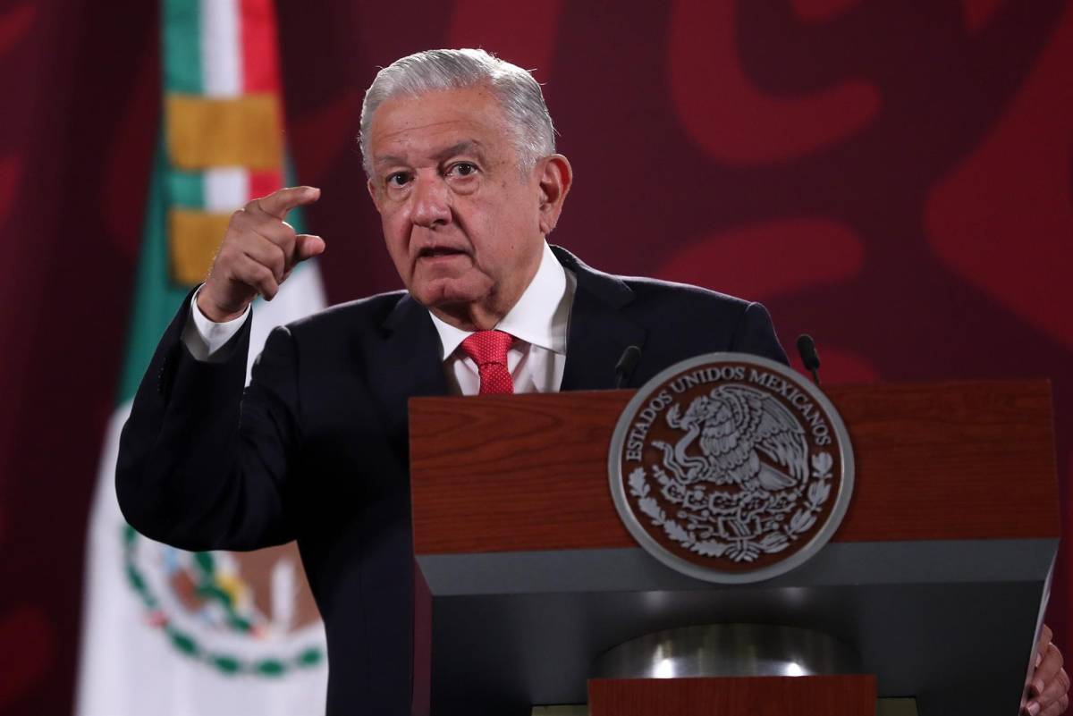 López Obrador promete defender a los migrantes mexicanos en reunión con Biden