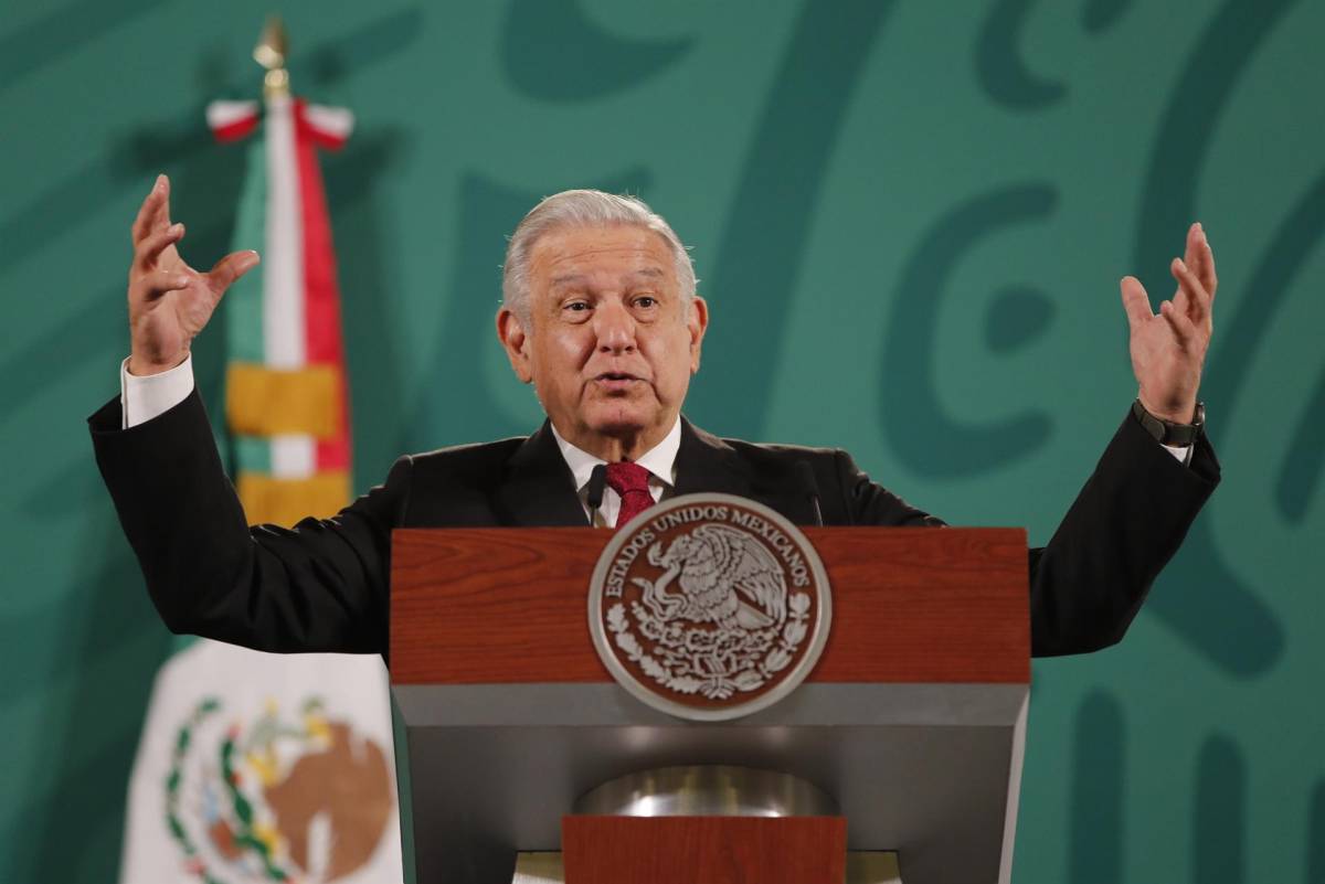 López Obrador ofrece protección a asesino de excandidato presidencial
