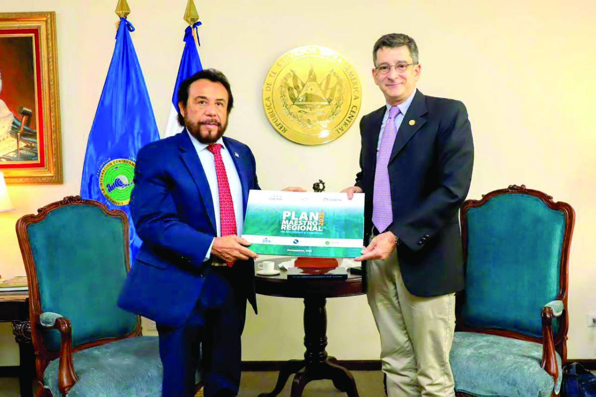 Honduras asumirá en enero una débil presidencia del Sica