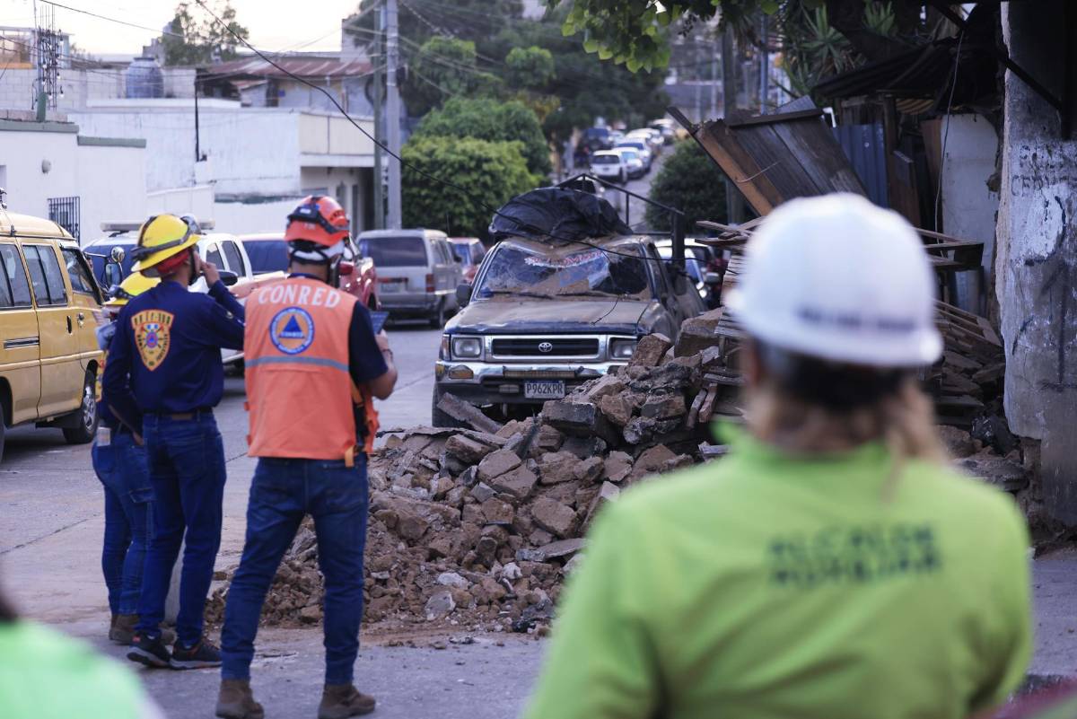 Aumentan a cinco las muertes por los sismos en Guatemala