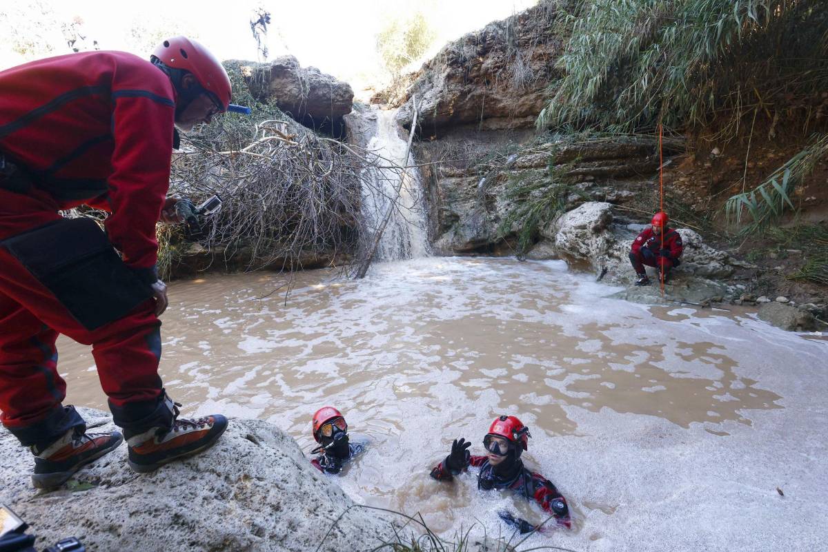 Activan alerta roja en España por fuertes lluvias y riesgo de DANA