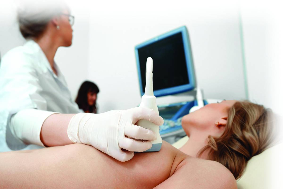 Las mujeres jóvenes también pueden sufrir cáncer de mama