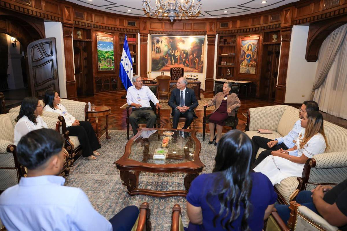 Heriberto Hernández, el artesano que convirtió la madera en historia en Casa Presidencial