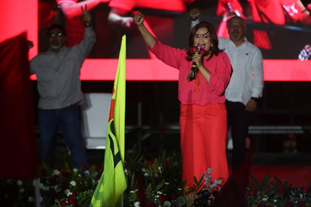 Rixi Moncada afirma fallas en el simulacro del Trep