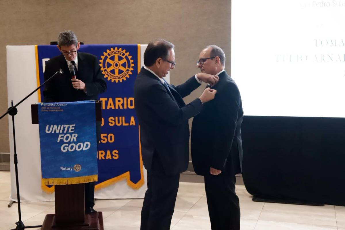 Así fue la juramentación del nuevo presidente del Club Rotario San Pedro Sula 2026-2027