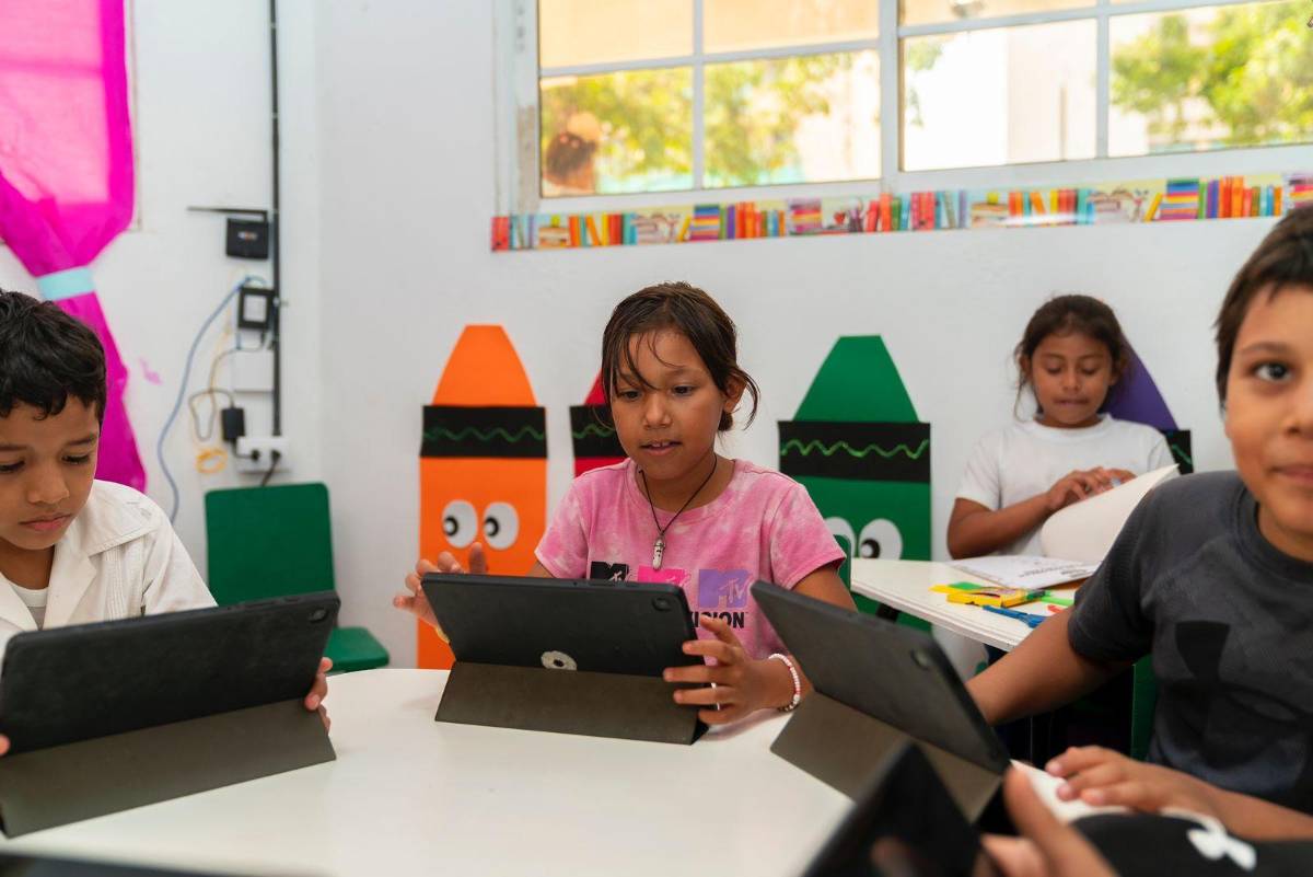 Conozca en que horarios puede acudir a la biblioteca del parque central en SPS