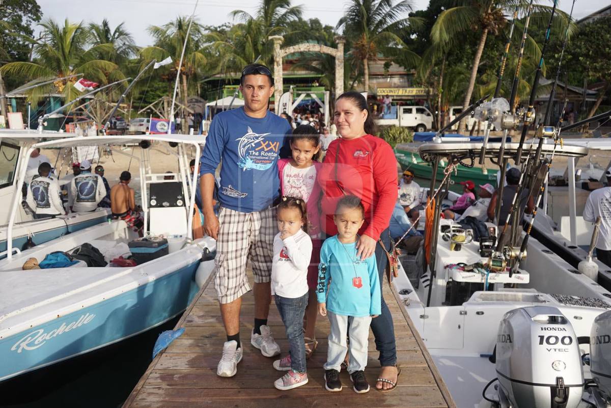 Familias han comenzado a disfrutar de la vigésima tercera edición del Torneo Internacional de Pesca Roatán.