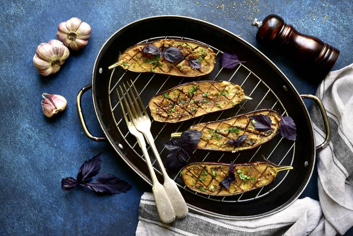 Calor y humo son aliados perfectos para preparar platos con berenjenas.