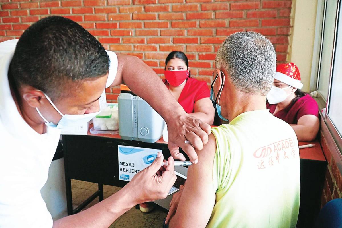 Brigadas vacunan hoy en Río de Piedras y mañana en Jardines