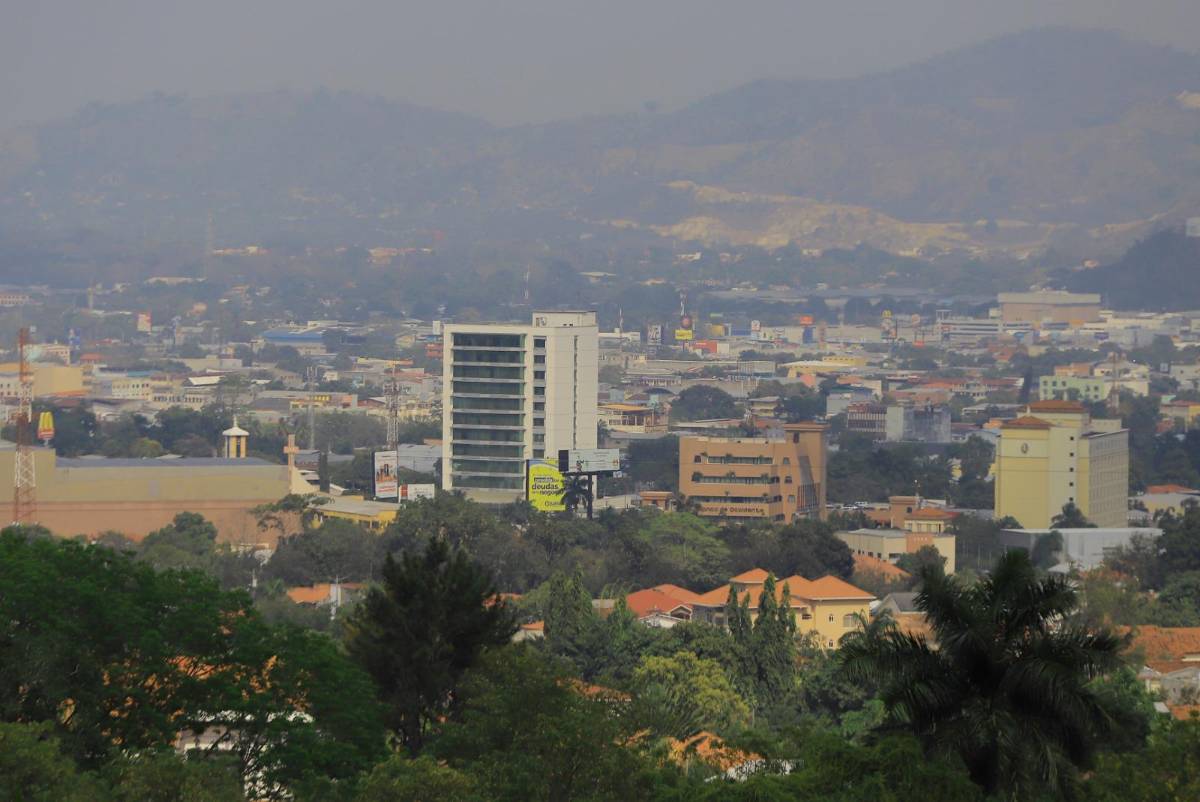 Cuña de alta presión dejará lluvias en la costa norte de Honduras