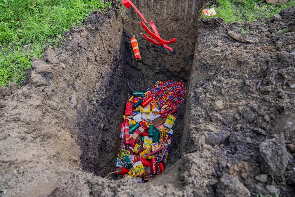 Destruyen pólvora decomisada en temporada navideña en SPS