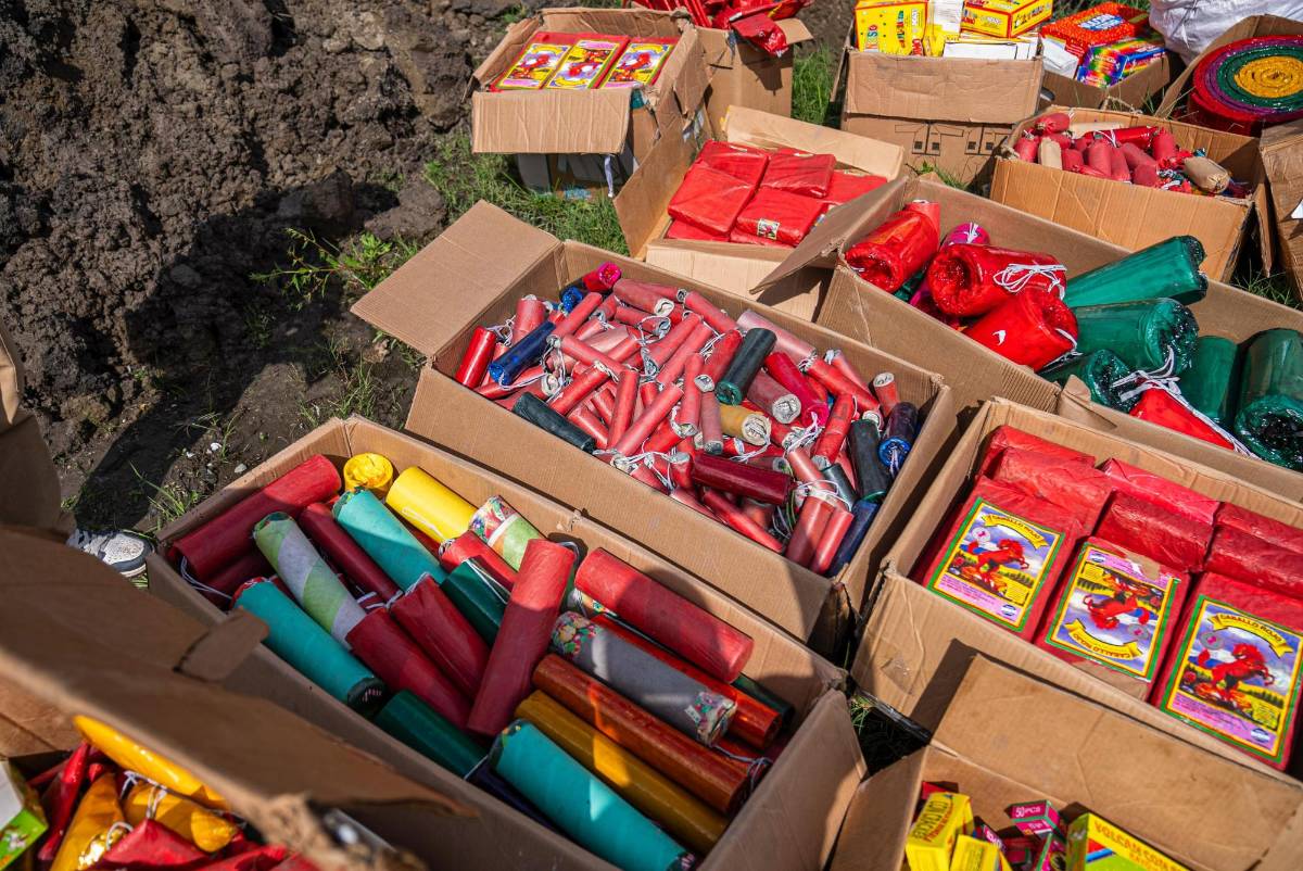 Destruyen pólvora decomisada en temporada navideña en SPS