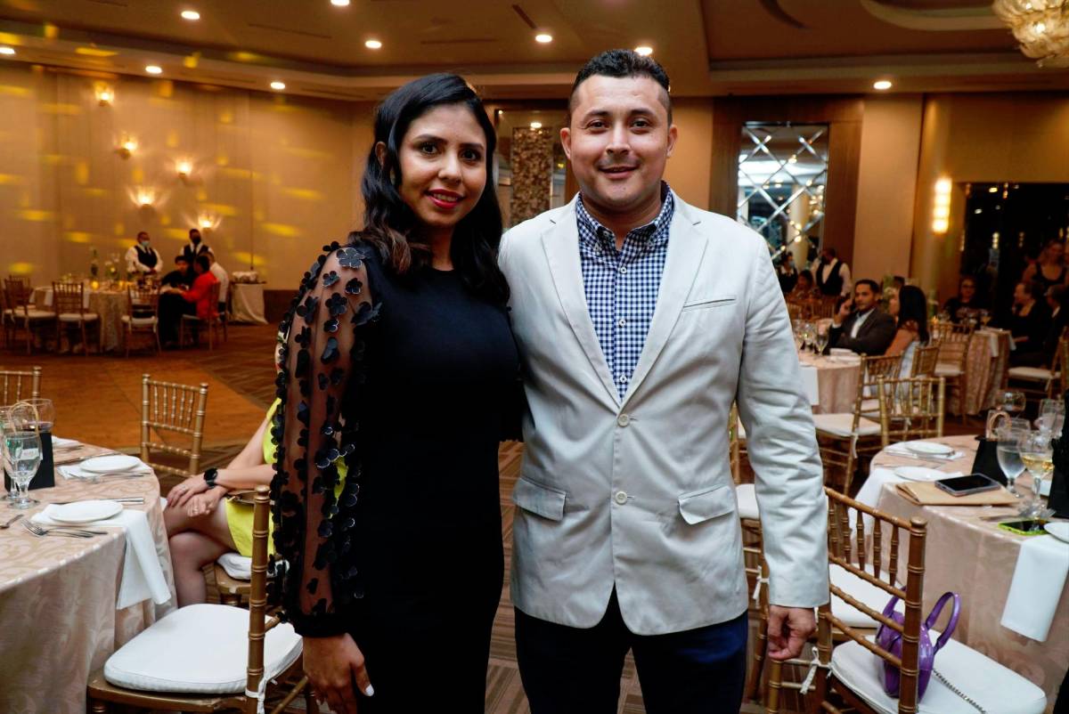 Cena de gala y fraternidad en el 26 aniversario de Ahaci