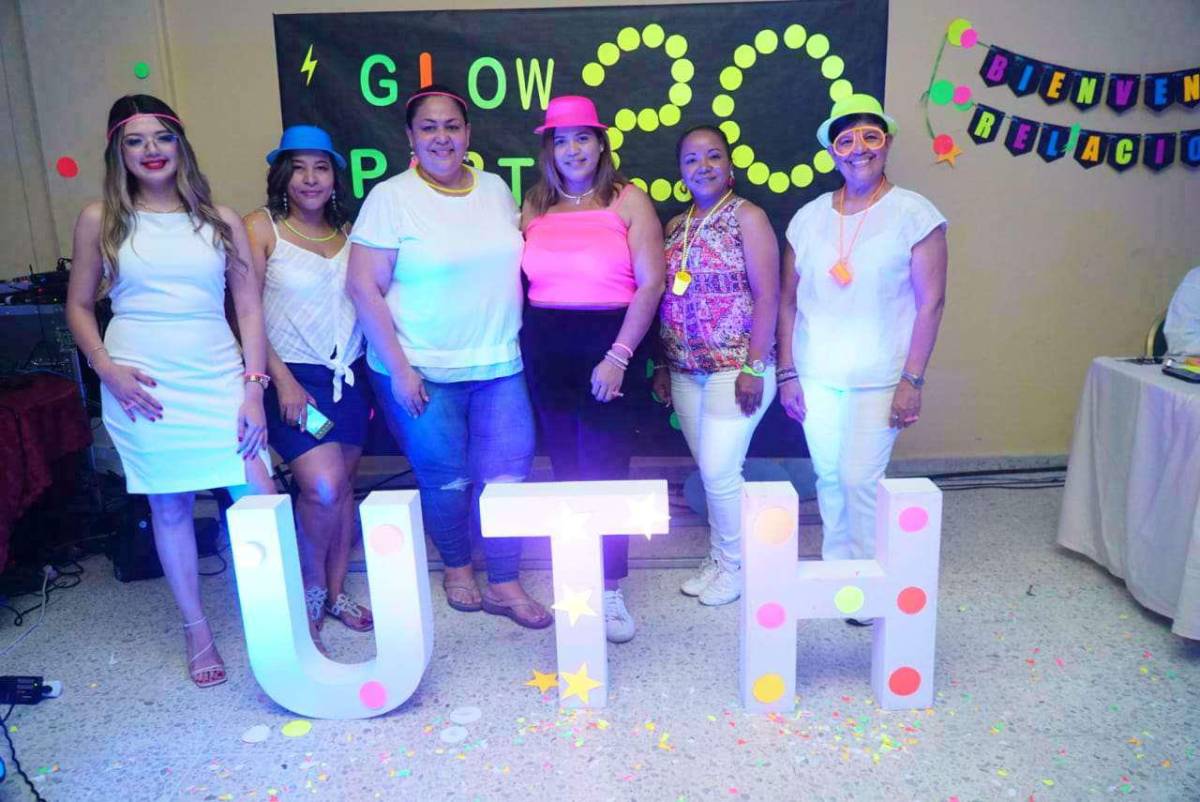 La Glow Party de los estudiantes de la Universidad UTH