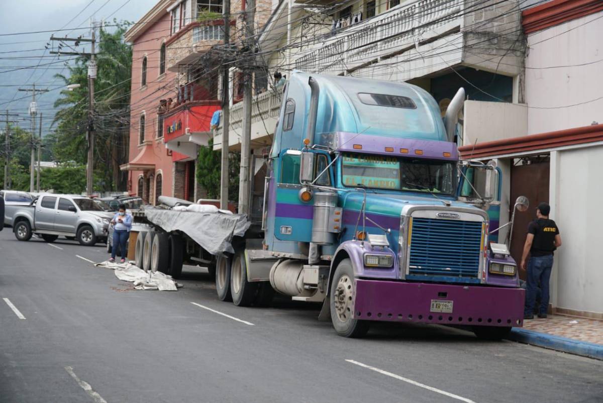 La operación contó con el apoyo del binomio canino de la PMOP.