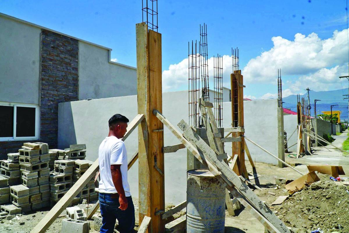 En más de 15% suben precios de construcción