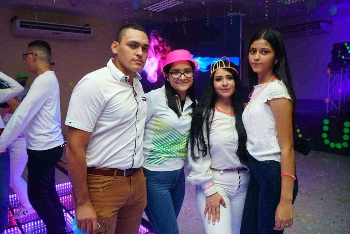 La Glow Party de los estudiantes de la Universidad UTH