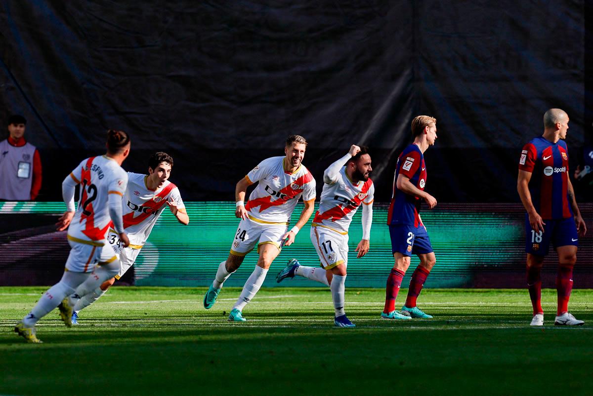 Unai López puso a ganar al Rayo Vallecano con un golazo, un derechazo desde fuera del área. Hizo vibrar a Vallecas ante el Barcelona.