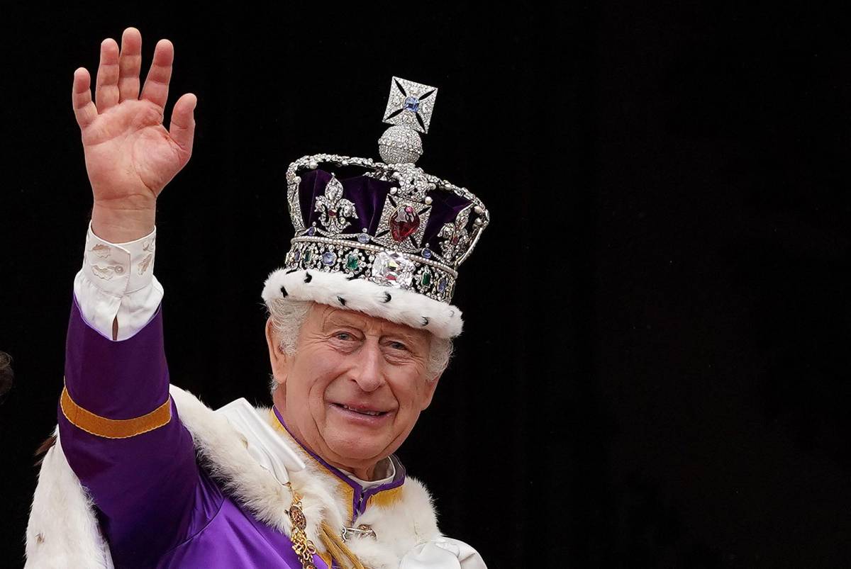 El rey Carlos III inició su tratamiento contra el cáncer en Londres.