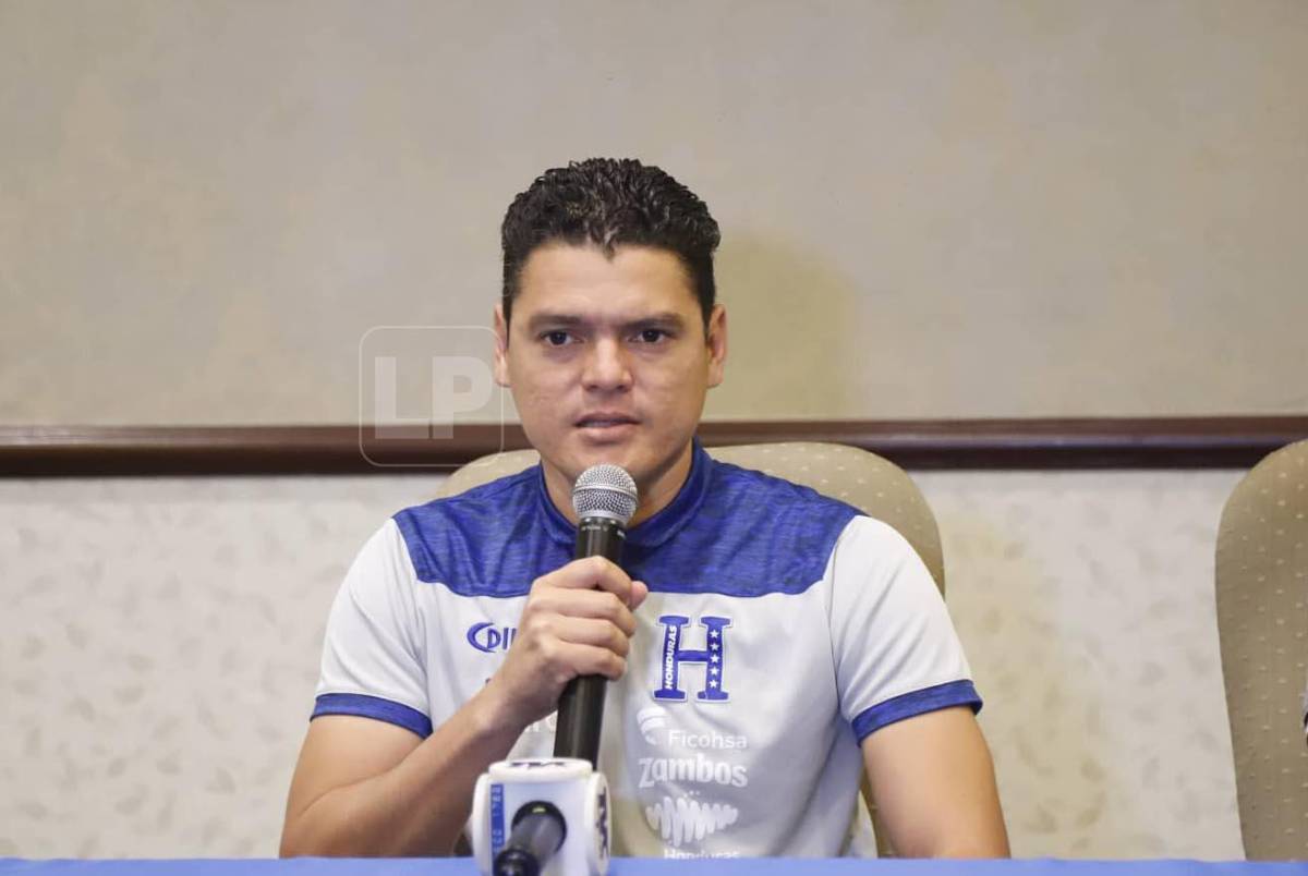 Luis Alvarado en la rueda de prensa que brindó este miércoles.