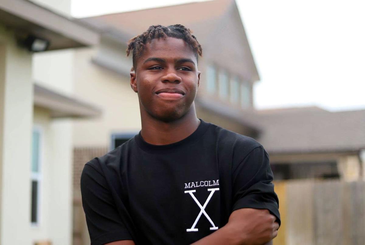 Keyrol, hijo mayor de Maynor Figueroa, tiene una carrera prometedora como futbolista.