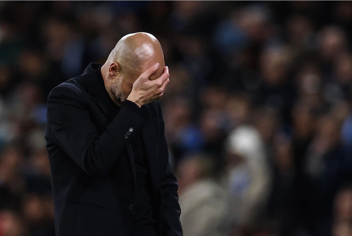 Pep Guardiola se lamenta durante el partido contra el Real Madrid.