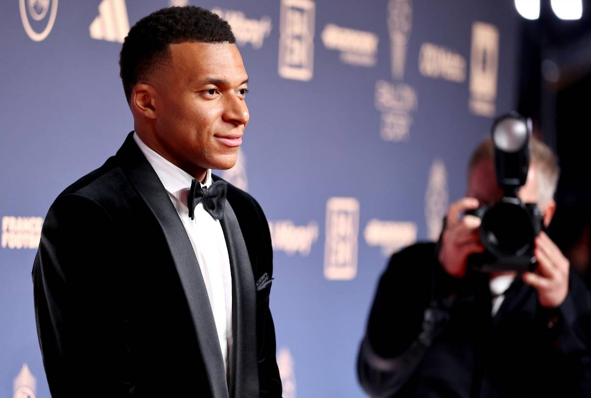 ¿Qué hizo Mbappé? Provoca la furia de China, pierde dinero y pide perdón