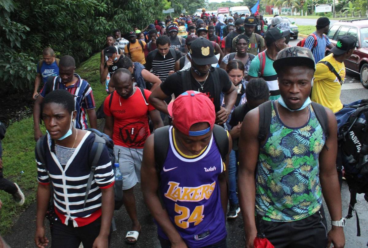EEUU advierte que vigilará caravanas migrantes de Centroamérica