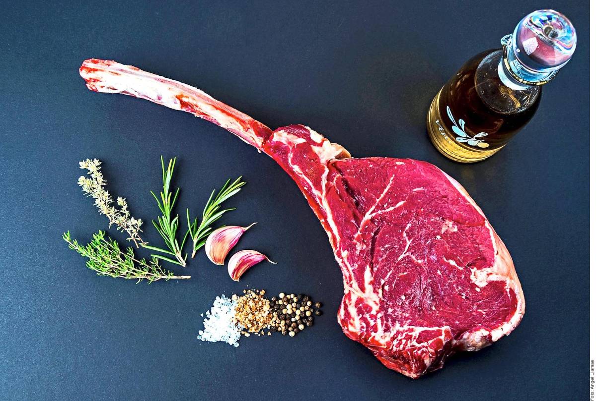 Surge de las primeras costillas de la vaca.